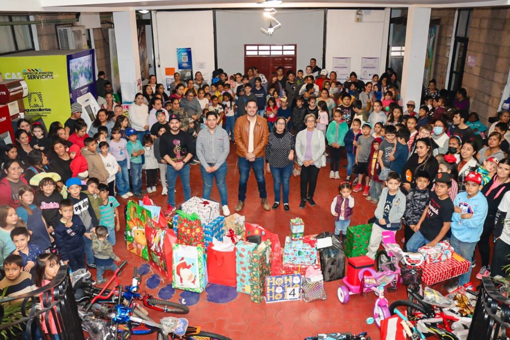 ENTREGA DE JUGUETES CALVILLO