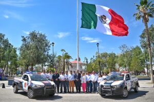 ENTREGA JOSEÉ ANTONIO ARÁMBULA LÓPEZ VEHÍCULOS A BOMBEROS Y PERSONAL DE PROTECCIÓN CIVIL DE JESÚS MARÍA