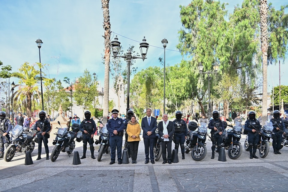 ENTREGAN EQUIPO A POLICÍAS DE JESÚS MARÍA