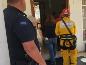BOMBEROS DEL MUNICIPIO DE AGUASCALIENTES ATIENDEN EL SERVICIO DE PERSONAS INTOXICADAS