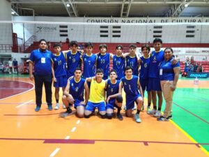 Atletas de la Escuela de Desarrollo Deportivo de Voleibol de Calvillo