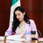 “LESLIE ATILANO REAFIRMA COMPROMISO CON UN SERVICIO PÚBLICO PROFESIONAL EN AGUASCALIENTES”