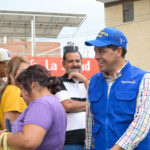 «LEO MONTAÑEZ RECORRE EL ORIENTE DE LA CIUDAD Y ESCUCHA DE CERCA A LAS FAMILIAS DE PERALTA GÁMEZ»