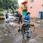 “COLONIAS BAJO EL AGUA RECIBIERON RESPALDO INMEDIATO CON OPERATIVO ESPECIAL DEL MUNICIPIO DE AGUASCALIENTES; MÁS DE 100 HOGARES TUVIERON APOYO URGENTE TRAS EL FUERTE TEMPORAL QUE GOLPEÓ LA CAPITAL ESTE FIN DE SEMANA”