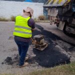 “CALVILLO REFUERZA TRABAJOS DE BACHEO EN OJOCALIENTE PARA MEJORAR LA SEGURIDAD DE SUS VIALIDADES”
